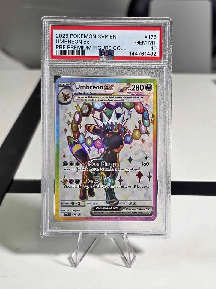 Umbreon 176 PSA 10 (Premium Figure Collection)