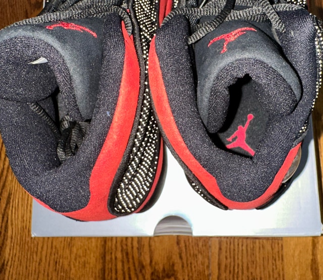 Jordan 13 Black/Red. Size 9. 2017 Retro. Brand New - photo 4