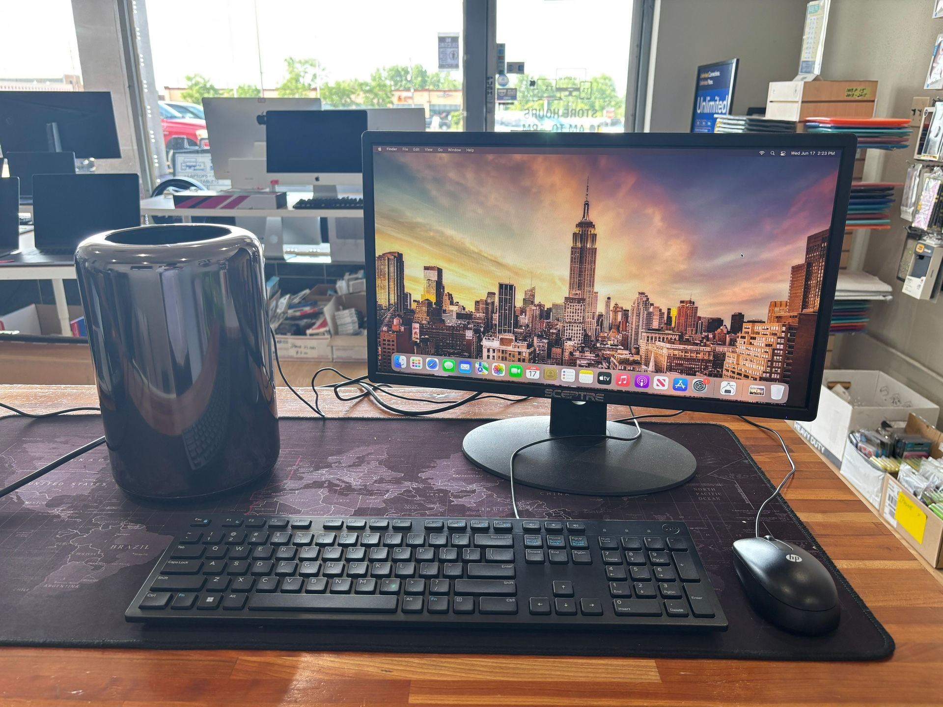 APPLE MAC PRO 2013 12-Core 32GB 512GB SSD -Audio Recording
