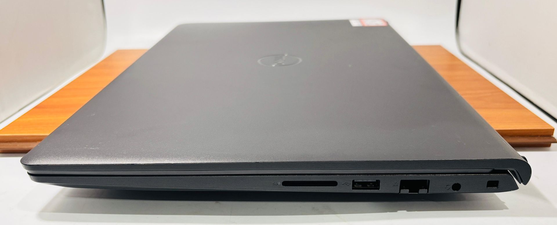 DELL VOSTRO 15 3510 Core i5-1135G7 2.40Ghz 16GB RAM 512GB SSD - photo 2