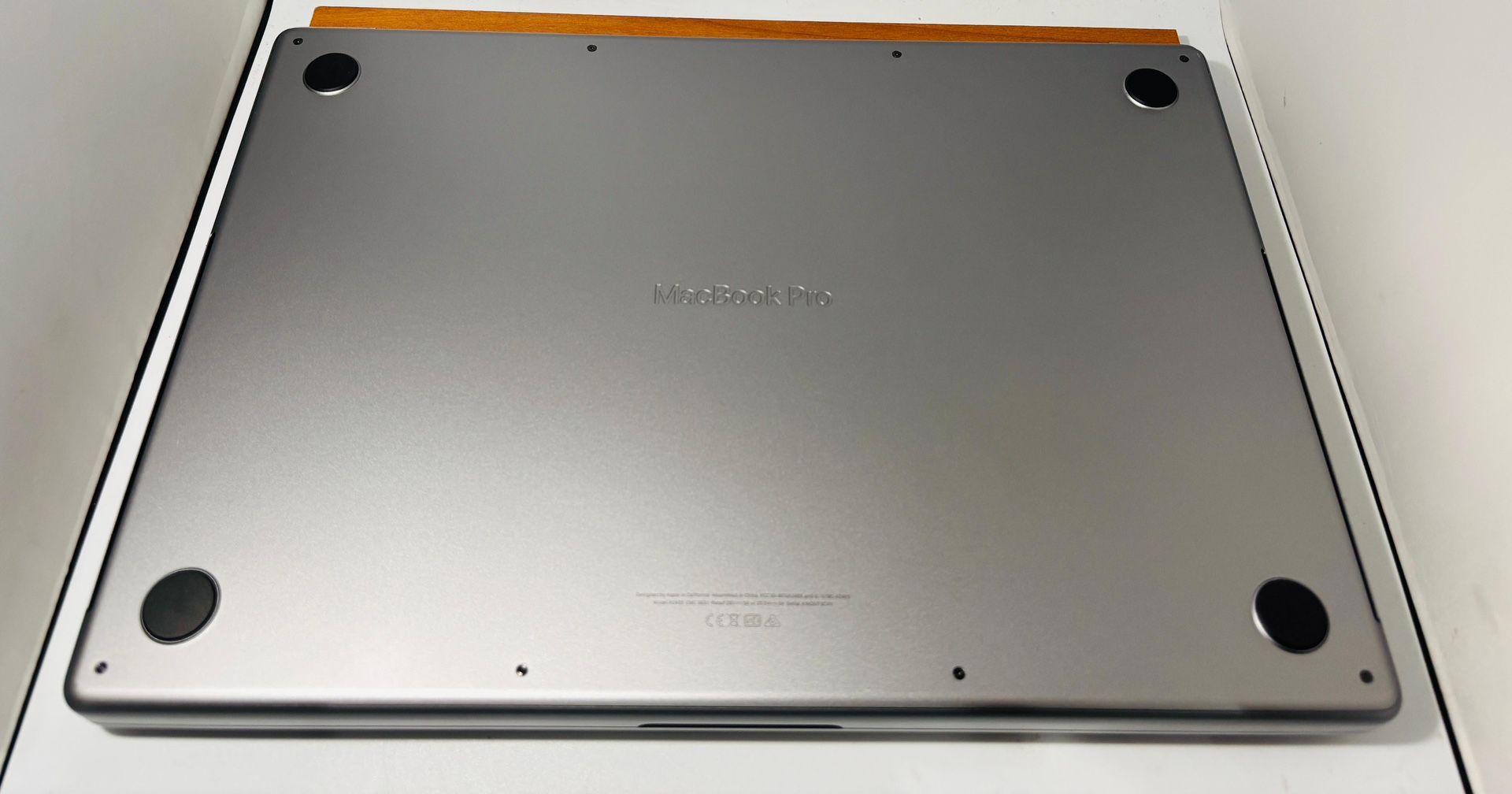 Apple MacBook Pro 16-inch M1 PRO 16GB 512GB Fully Functional - photo 4