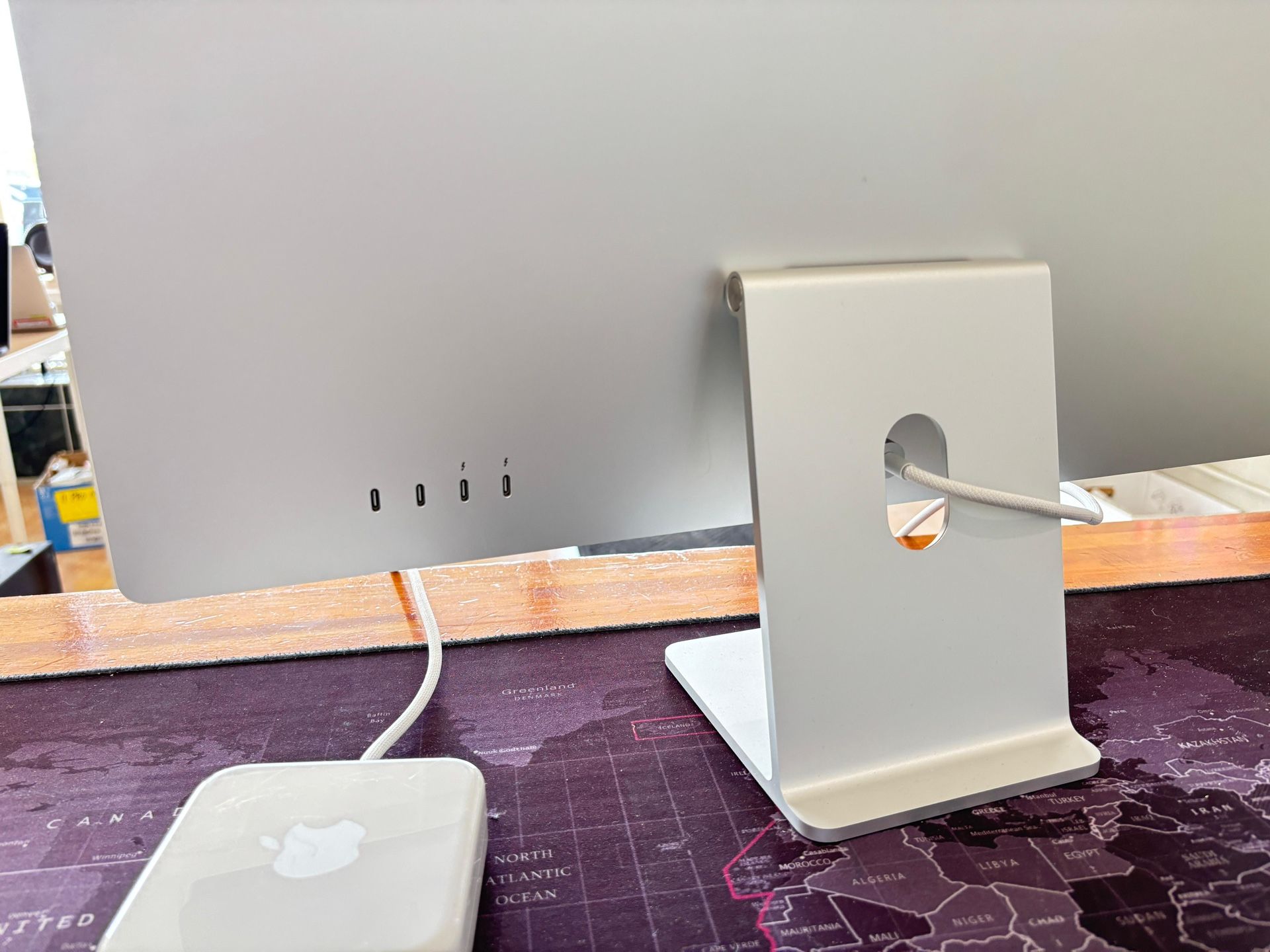 iMac 24” 2023 M3 | 16GB RAM | 1TB SSD | Like New - photo 4