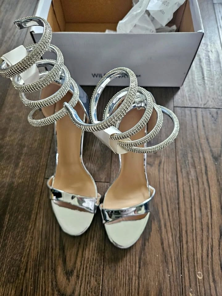 Womens's Rhinestone Heels