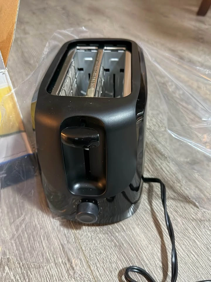 Mainstays 2-Slice Toaster - photo 2