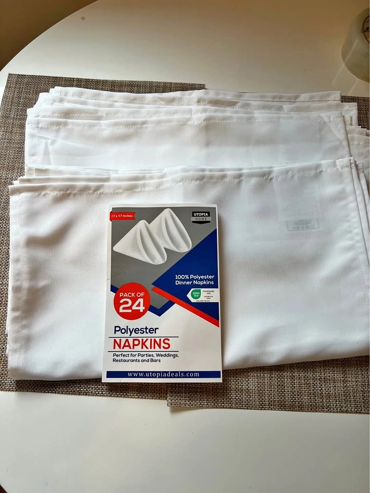 ⚽ Brand new Table napkins-24pcs