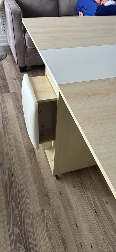 White table - photo 2