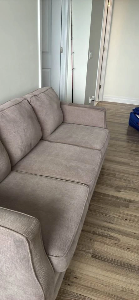 Grey sofa 200$ new no tears - photo 2