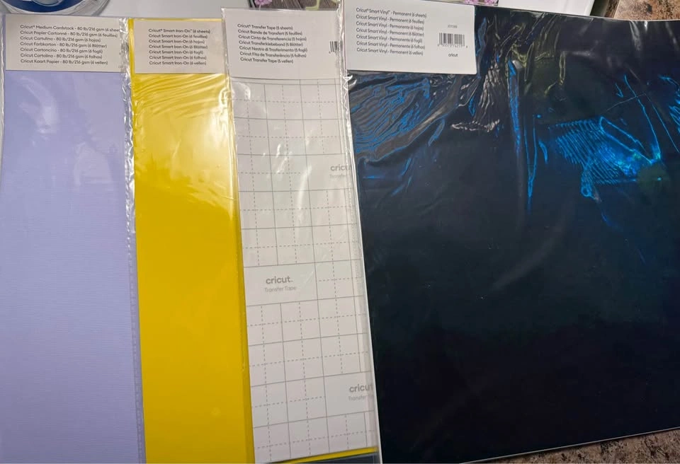 Cricut Crafting Supply Bundle - photo 2