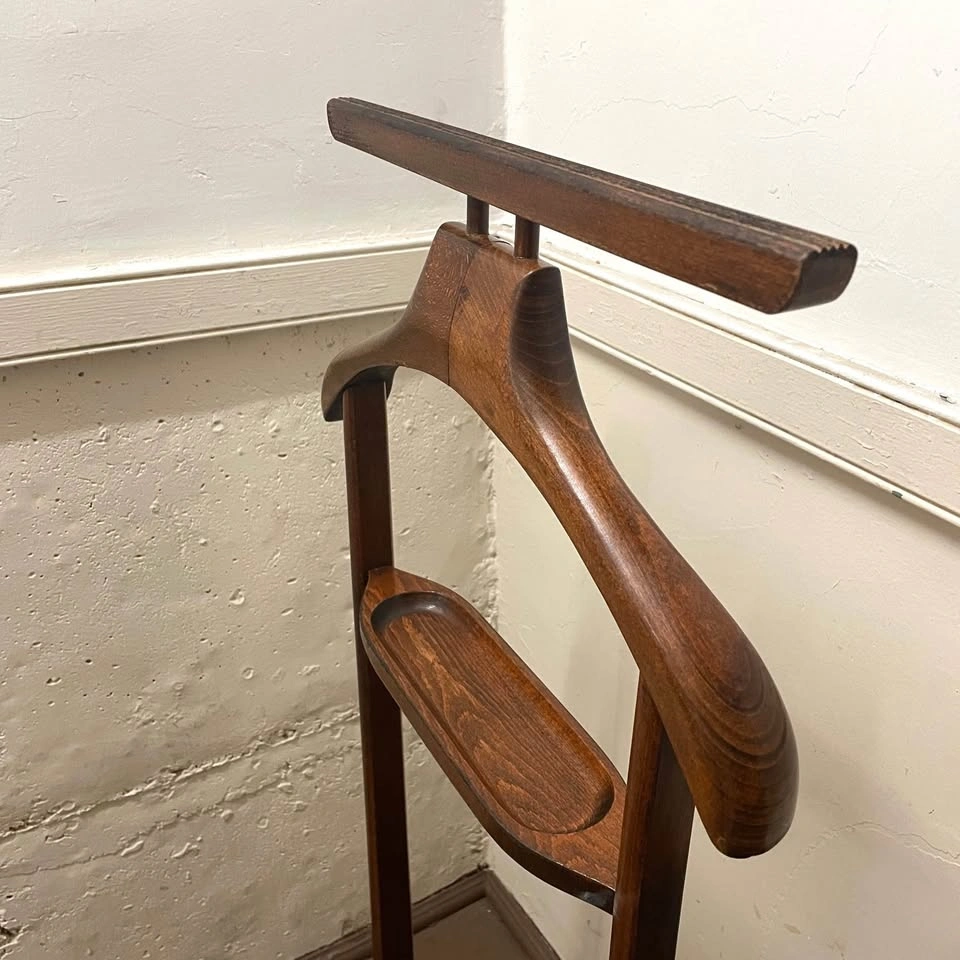 VTG Mid-Century Modern Suit Valet Stand w/ Shoe Rack 44” - photo 4