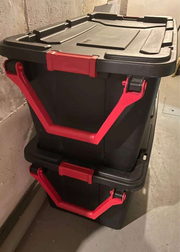 Sterilite 40-Gallon Wheeled Heavy-Duty Storage Totes - photo 2