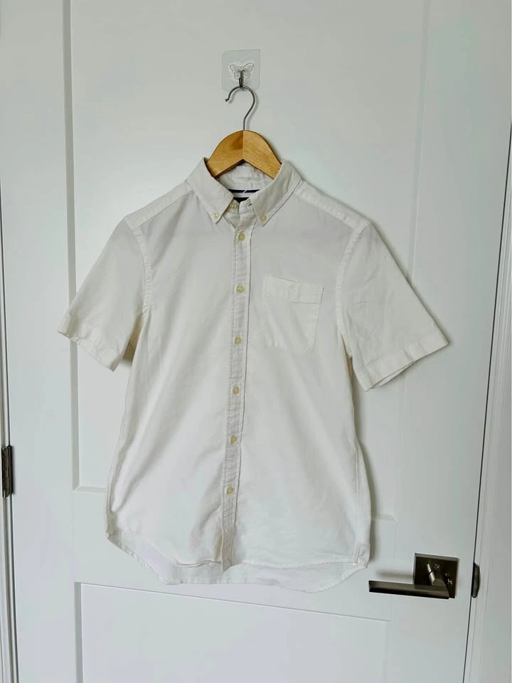 Ralph Lauren Performance White Short Sleeve Button Up Youth L/G