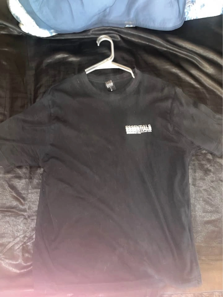 DRY Essentials Black T-shirt Size M - photo 2
