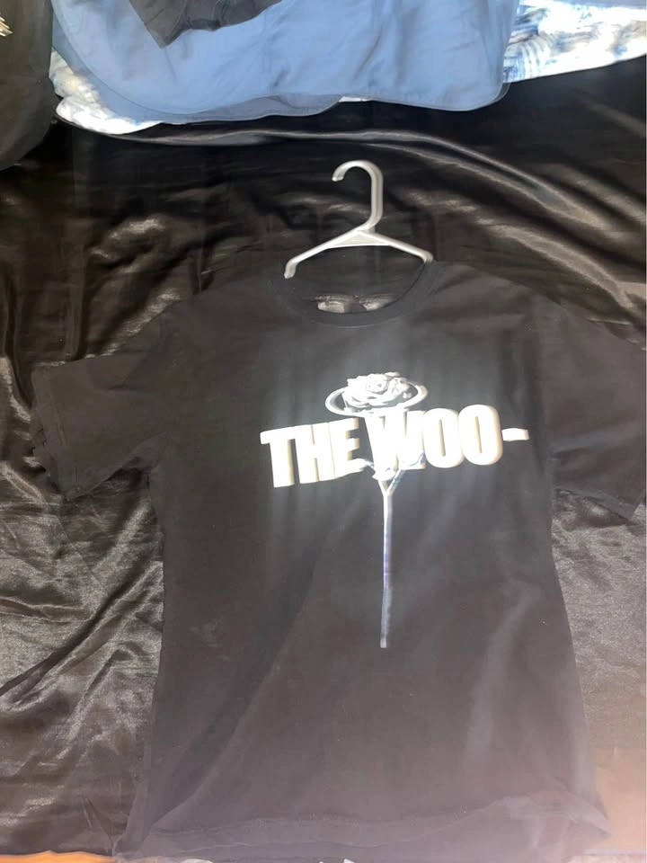 VLONE Rose V T-Shirt and Pop Smoke The Woo T-Shirt Size L - photo 2