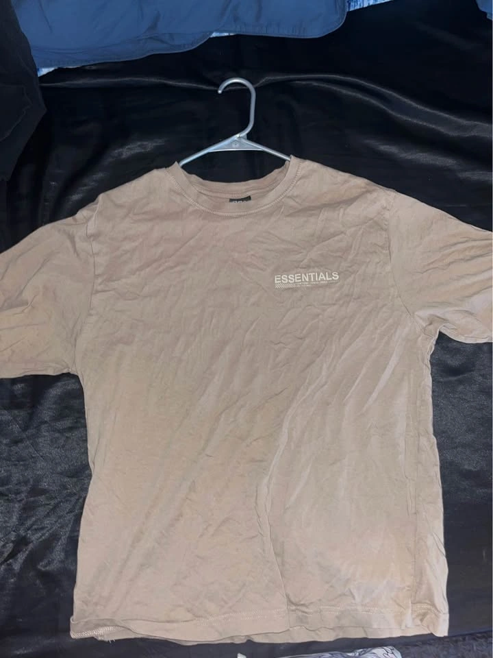 Essentials light brown t-shirt size M - photo 2