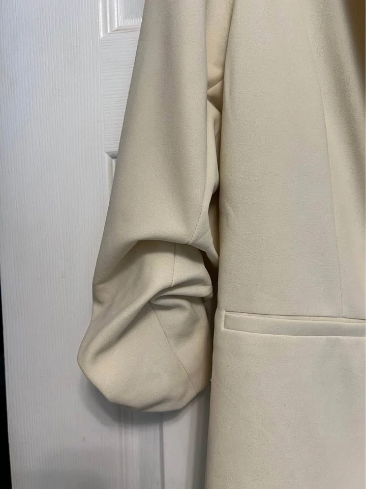 ⚽ Beige Blazer - photo 2