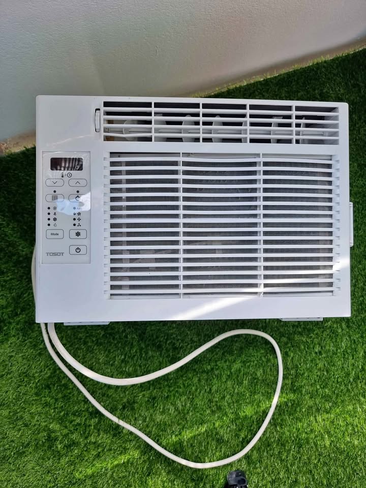 Window Mount Air Conditioner TOSOT