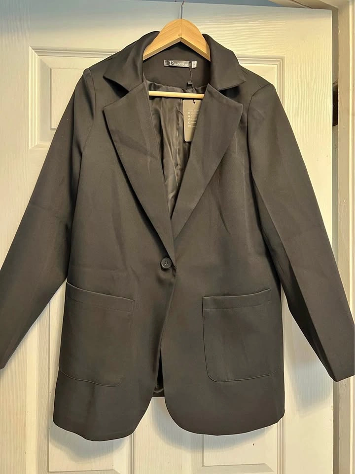 ⚽ New Black Blazer