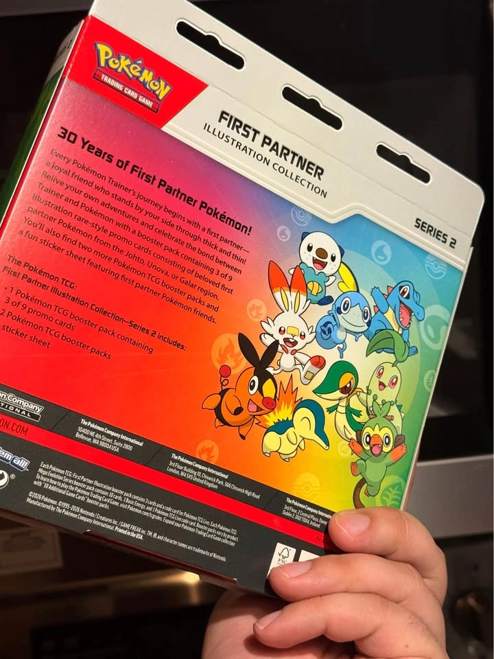 Pokémon First Partner Illustration Series 2 - photo 2