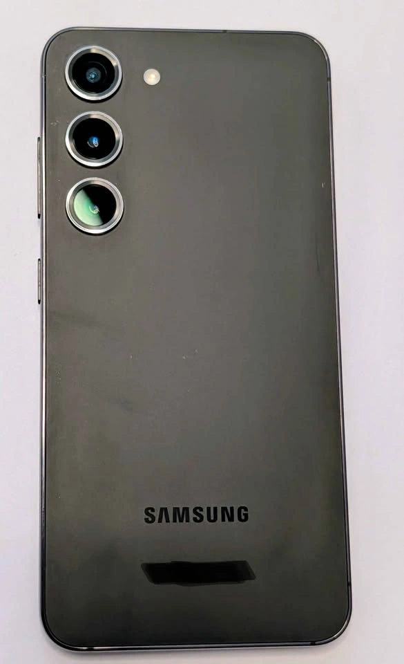 Samsung Galaxy S23 5G Bundle - 128GB - Phantom Black (Unlocked) - photo 3