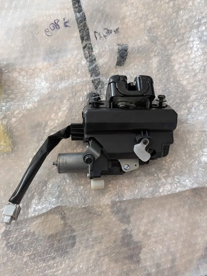 OEM Toyota RAV4 Power Liftgate Latch Actuator Motor - photo 4