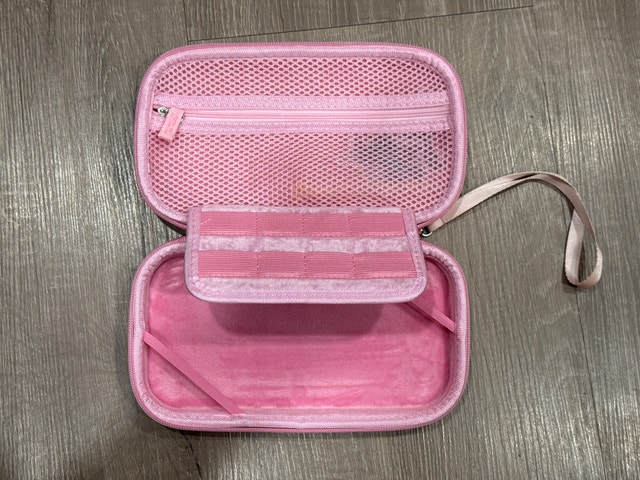 Switch Lite - perfect cond. with case - photo 4