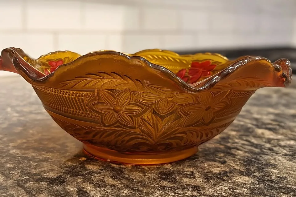 🍂 ✨ BUY 3 GET 50% OFF! Vintage Dish – Leaf & Floral 🌿 thumbnail