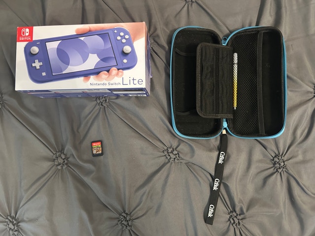 Nintendo Switch Lite Console with Case and Stylus - photo 3