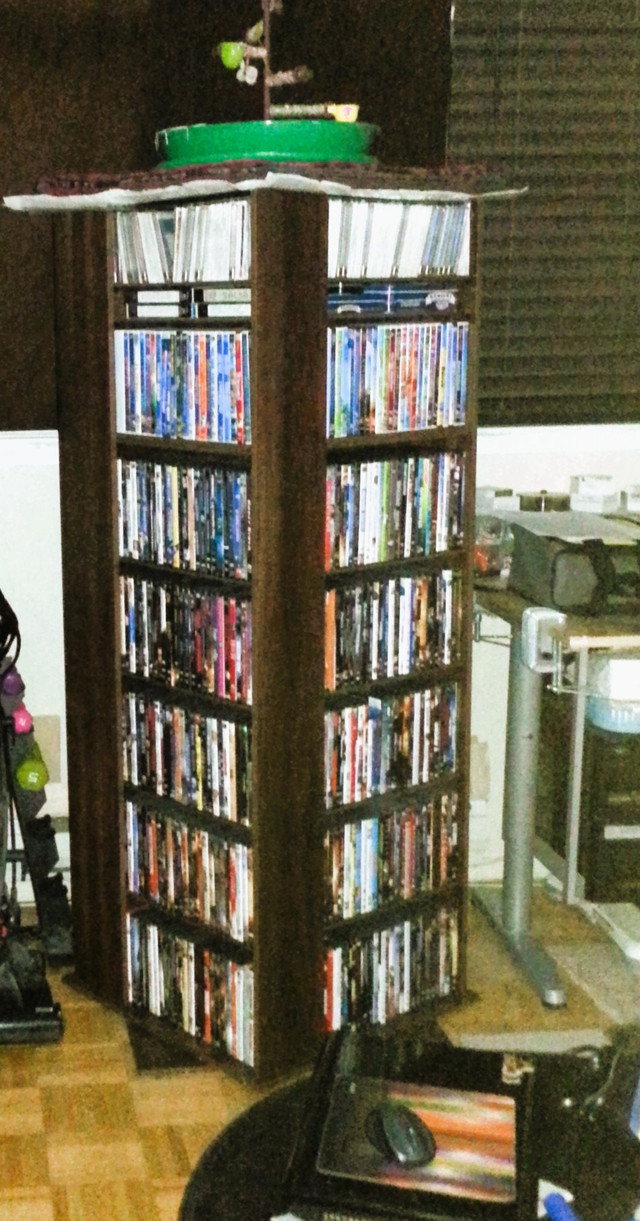 VIRTUALLY BRAND NEW - 4 SIDED REVOLVING TOWER - photo 4