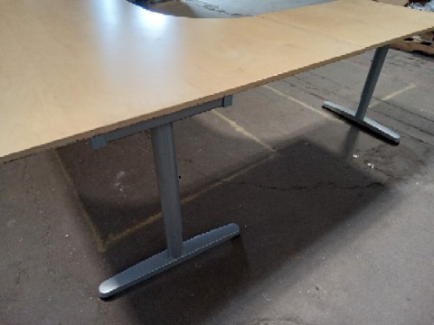 MINT CONDITION - IKEA CORNER DESK (OBO) - photo 5