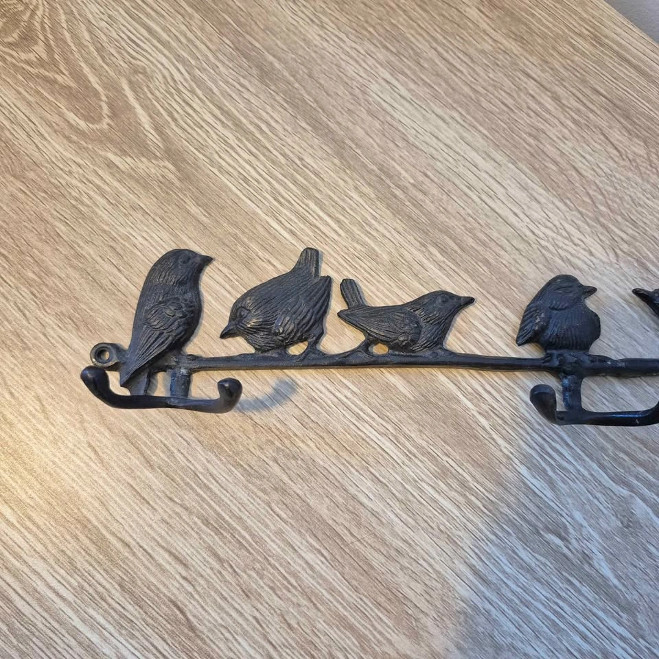 Cast Iron Bird Hook for the Wall - photo 2