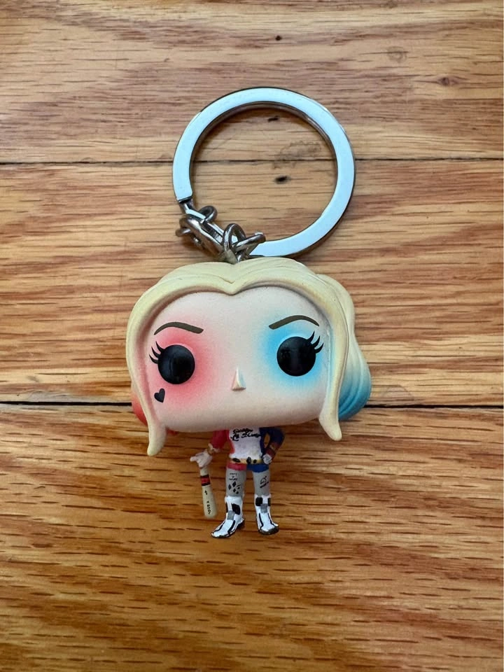 Funko Pop! Harley Quinn Keychain Set - photo 2