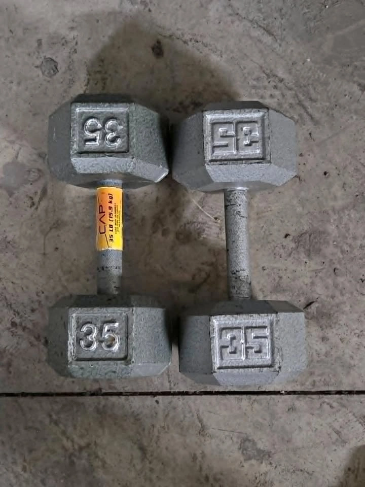 CAP - 35 LBS Dumbbell x2