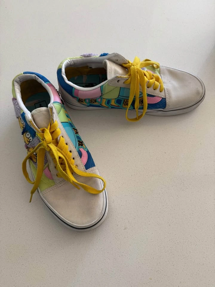Simpsons Vans and Socks - Women’s Size 8 - photo 3