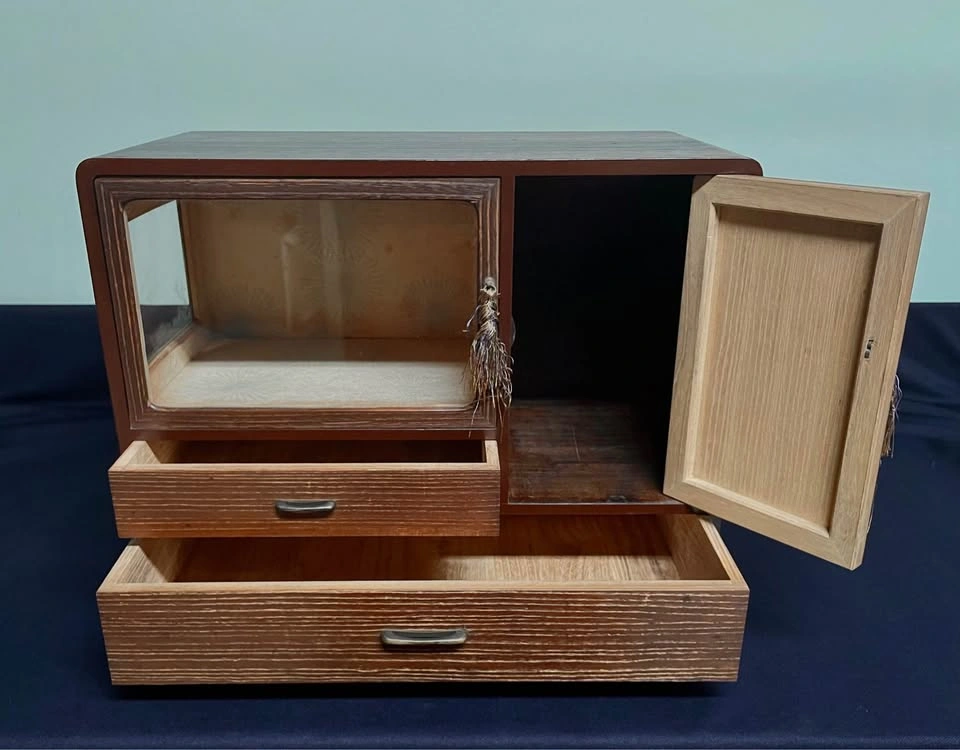 Japanese Antique Small Cabinets - photo 4