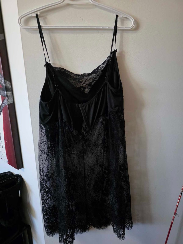 Black Lace Chemise - photo 3