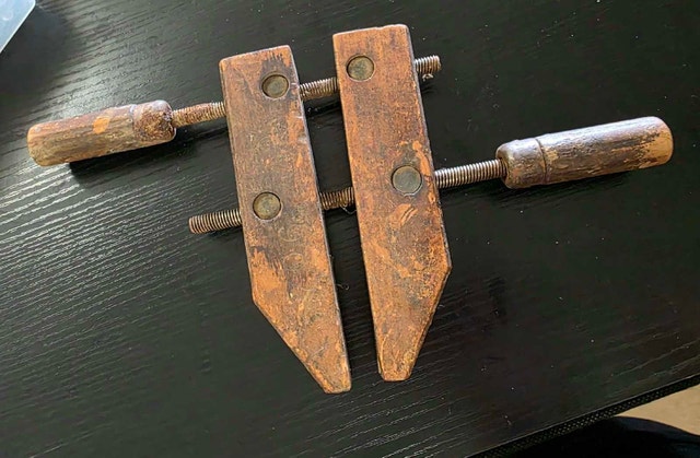 Wooden Handscrew Clamp