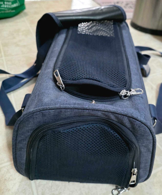 Pet Travel Carrier - photo 5