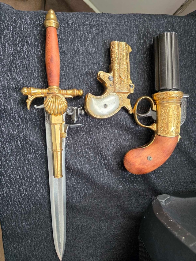 Denix Decorative Replica Dagger and Pistols