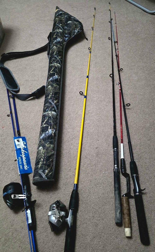 Fishing bundle: 2 rods with reels, 3 without (1 vintage) +case - photo 3