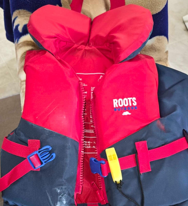 Roots Outdoor Child Life Jacket