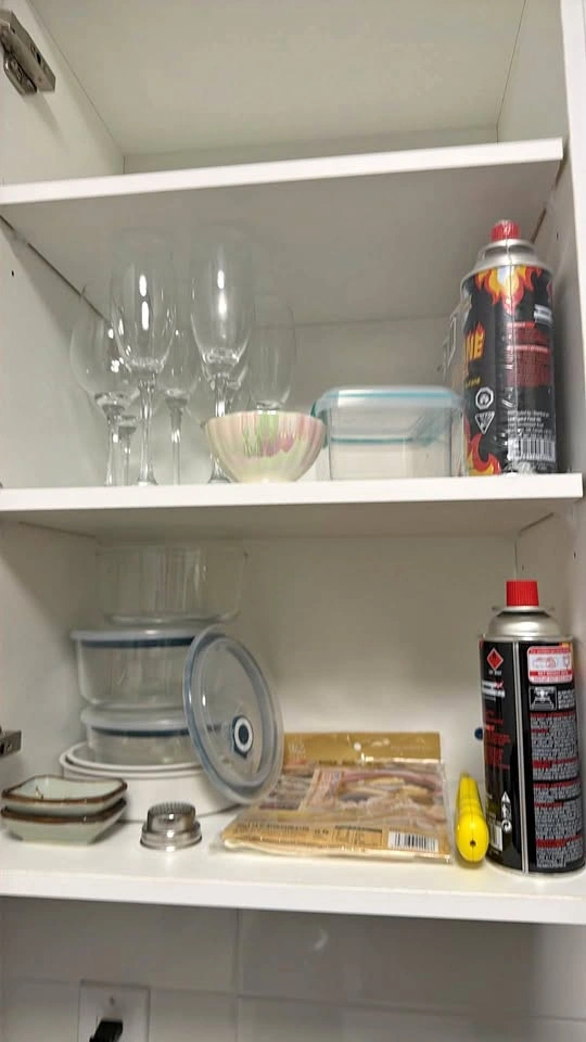 Assorted Kitchenware Set