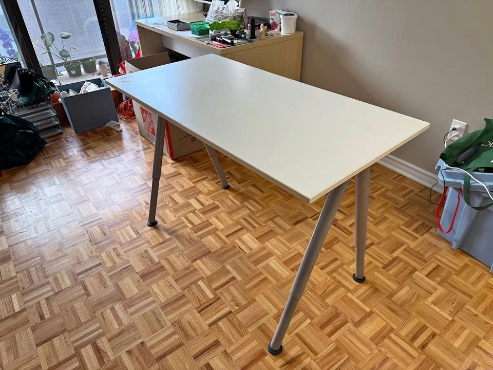 IKEA THYGE Adjustable Height Desk