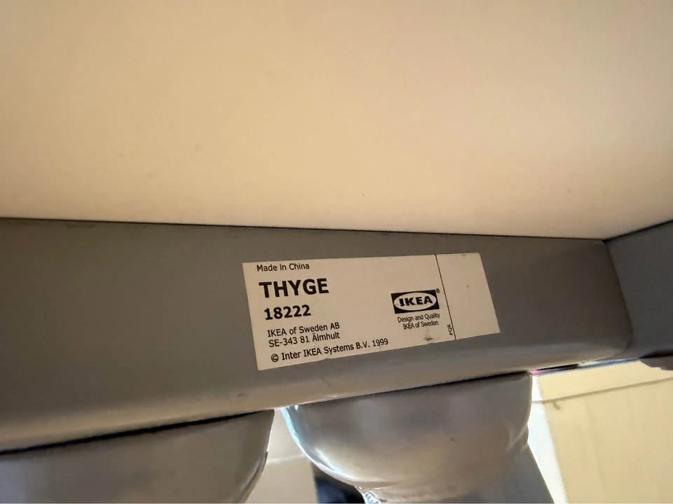 IKEA THYGE Adjustable Height Desk - photo 4