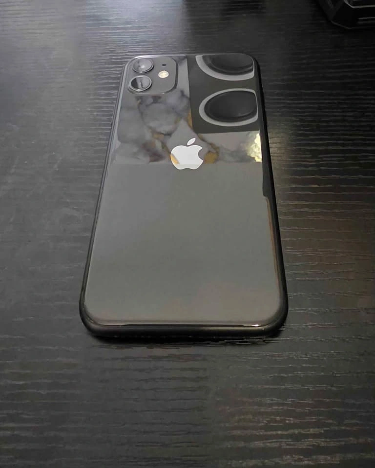 Apple Iphone 11 Black 64GB Unlocked - photo 2