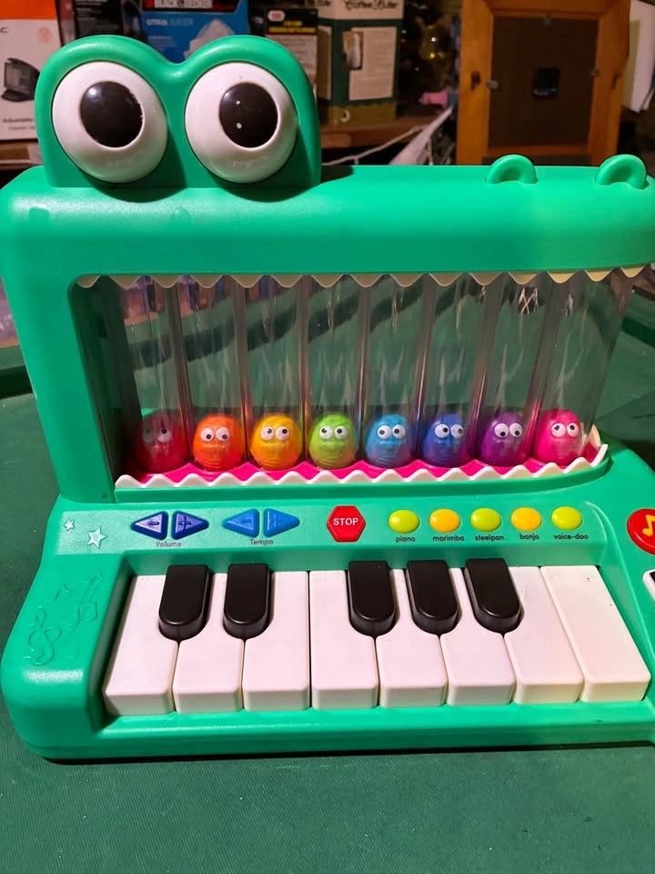 Battat Croco Pop Piano Toy Keyboard - photo 2