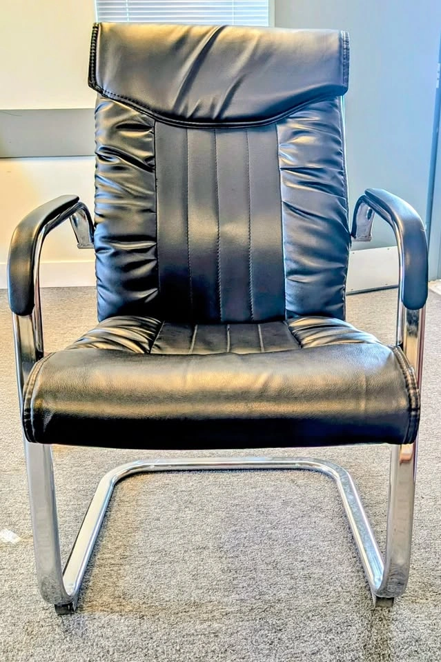 Leather office desk chair