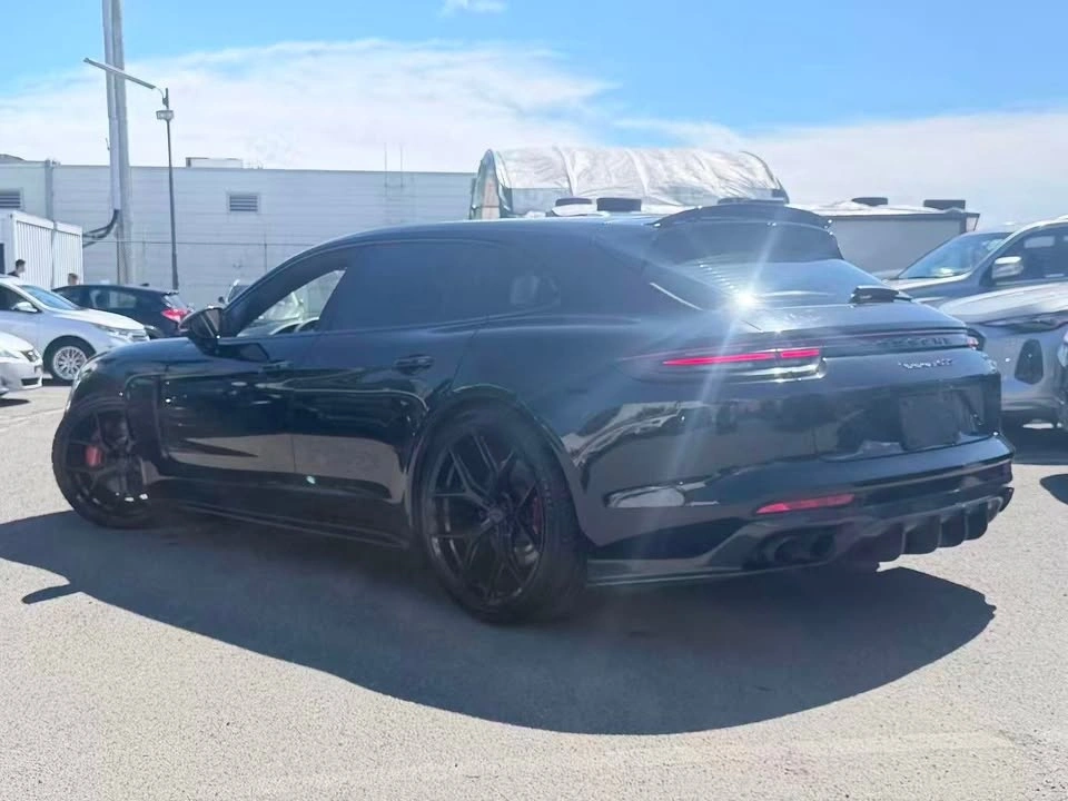 2019 Porsche Panamera GTS Sport Turismo AWD - photo 4