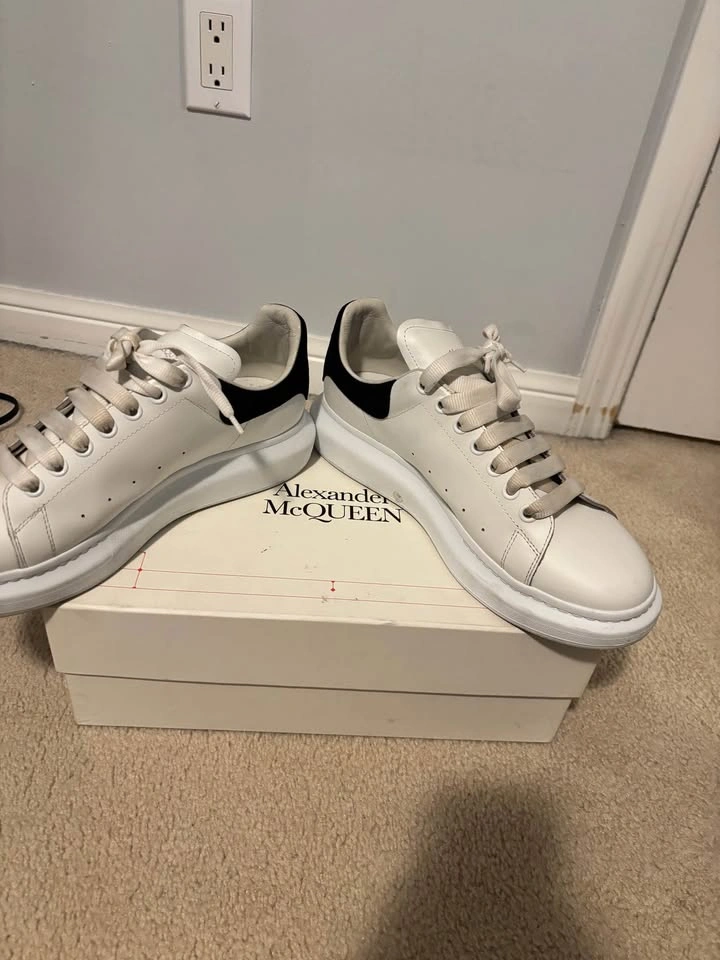 Alexander Mcqueen White and Black oversized sneaker - photo 2