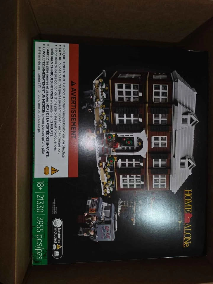 LEGO Ideas Home Alone Set 21330 - photo 4