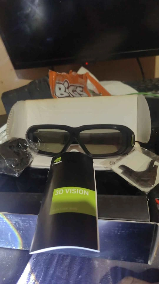 Nvidia vision 2 wireless glasses - photo 3